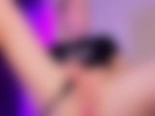 SonyaKreez's Live Sex Cam Show