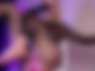 Live cam show with SonyaKreez - Strip on livesuperchat.net