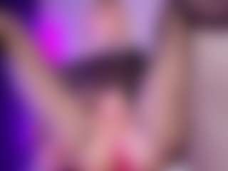 SonyaKreez's Live Sex Cam Show