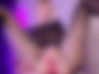 SonyaKreez's Live Sex Cam Show
