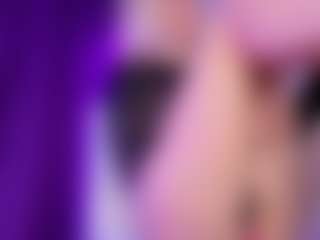 Live cam show with SonyaKreez - Blonde Hair Small Tits on Big Tits