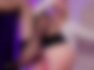 Live cam show with SonyaKreez - Blowjob on infinitiblacc.com