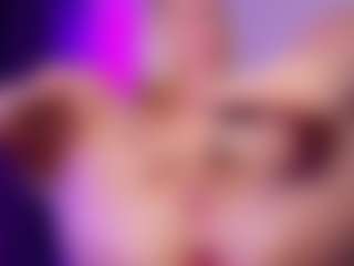SonyaKreez's Live Sex Cam Show