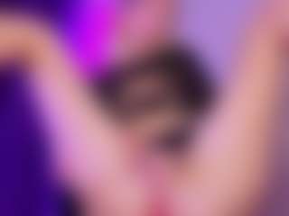 Live cam show with SonyaKreez - Solo on xxxlivecams.org