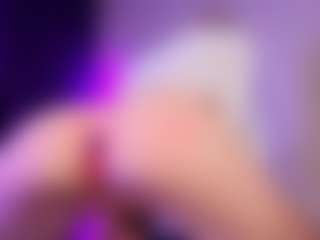 SonyaKreez's Live Sex Cam Show