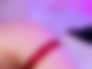 Live cam show with SonyaKreez - Smoking on xxxlivecams.org