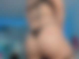 Live cam show with yellowranger1 - Strip on milfzrlive.com