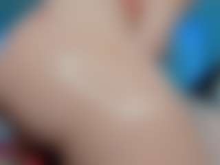 Live cam show with yellowranger1 - Tease on Soda Cam