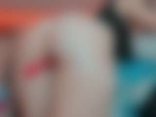 Live cam show with yellowranger1 - Spank on AdultVida.com