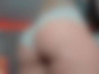Live cam show with yellowranger1 - Big Tits on Hubzter Live