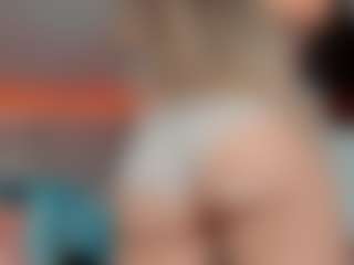Live cam show with yellowranger1 - Big Tits on TeamSkeetLive