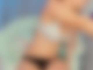 Live cam show with yellowranger1 - Spank on live18s.com
