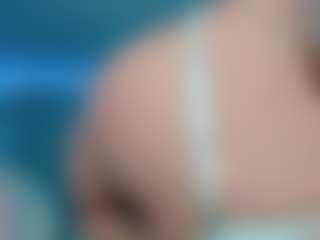 Live cam show with yellowranger1 - Blowjob on SquirtSoMuch