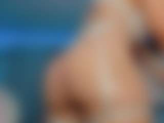 Live cam show with yellowranger1 - Athletic on parknlotfishbdy