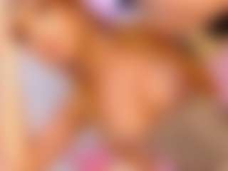 Live cam show with IsabelDosantos - Spank on Camsoda