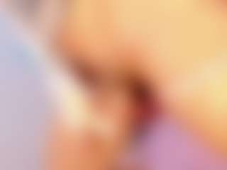 Live cam show with IsabelDosantos - HD on Dolls Live