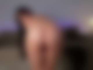Live cam show with dampling - Spank Asian on Camsoda