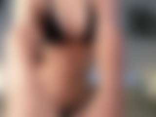 Live cam show with dampling - Oil on SpankPalCams
