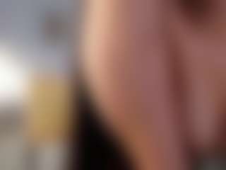 Live cam show with dampling - Tease on alttransgirls