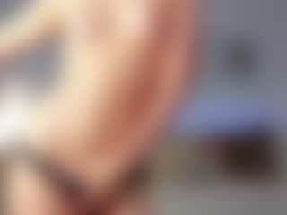 Live cam show with dampling - Small Ass on Camsoda