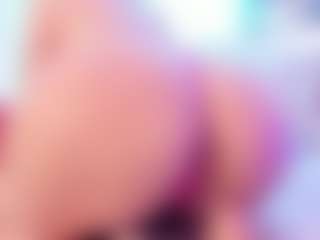 Live cam show with Samanta-roberts - Dildo on CamClone