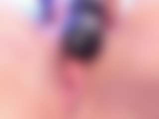 Live cam show with Samanta-roberts - Butt Plug on Camsoda