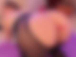 Samanta-roberts's Live Sex Cam Show