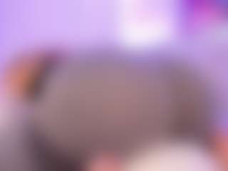 Live cam show with Samanta-roberts - Lush Brown Hair on Camsoda