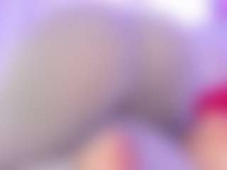 Live cam show with Samanta-roberts - Butt Plug on Camsoda