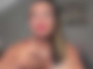 JennySecret MILF webcam performer live streaming
