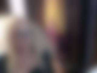 Live cam show with JennySecret - Findomme on Camsoda