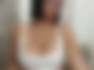 Live cam show with AmbarSofhia - BBW on live18s.com