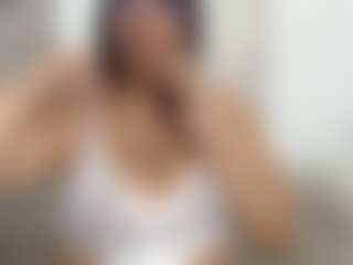 Live cam show with AmbarSofhia - Ebony on Camsoda.co | colombia