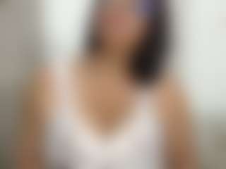 Live cam show with AmbarSofhia - Ebony on fapnchat | colombia