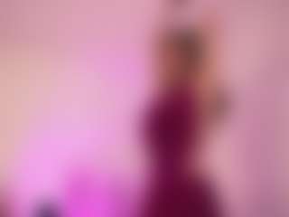 Live cam show with MissLullu - Petite on MyBangCams