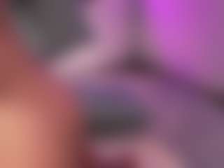 Live cam show with MissLullu - Petite on sexylive.show