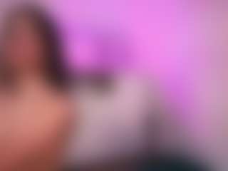 Live cam show with MissLullu - Small Tits on sexylive.show