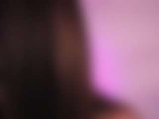 Live cam show with MissLullu - Smoking on Uber Horny
