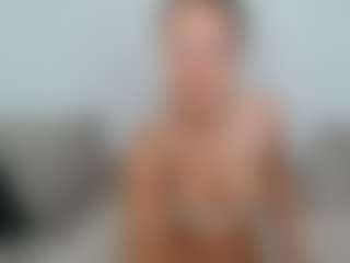 Elina's Live Sex Cam Show