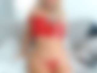 Live cam show with Elina - Petite Toys on AdultVida.com