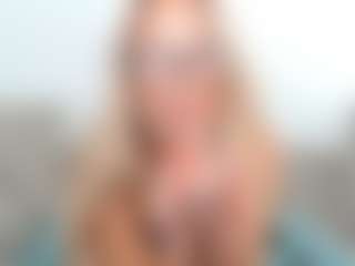 Live cam show with Elina - Spank on madthumbs