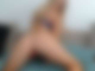 Elina's Live Sex Cam Show