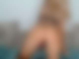 Elina's Live Sex Cam Show