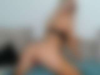 Elina's Live Sex Cam Show