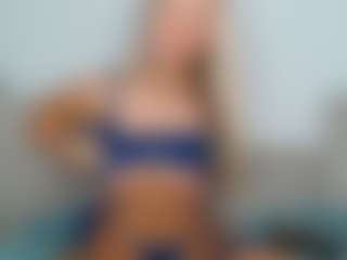 Elina's Live Sex Cam Show