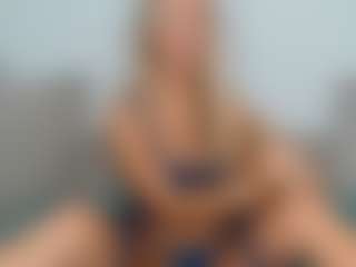 Elina's Live Sex Cam Show