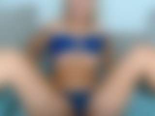 Live cam show with Elina - Sexwebcam on live18s.com