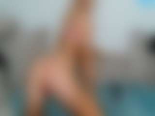 Elina's Live Sex Cam Show