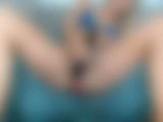 Elina's Live Sex Cam Show