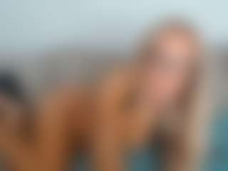 Elina's Live Sex Cam Show
